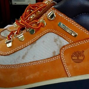 Timberland size 6 boots